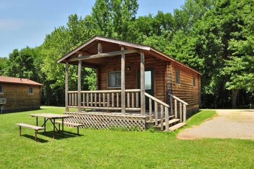 Fremont Jellystone Park Cottage 36, Fremont