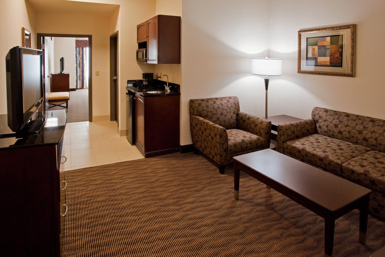 Holiday Inn Express Hotel & Suites Austin South - Buda, Buda