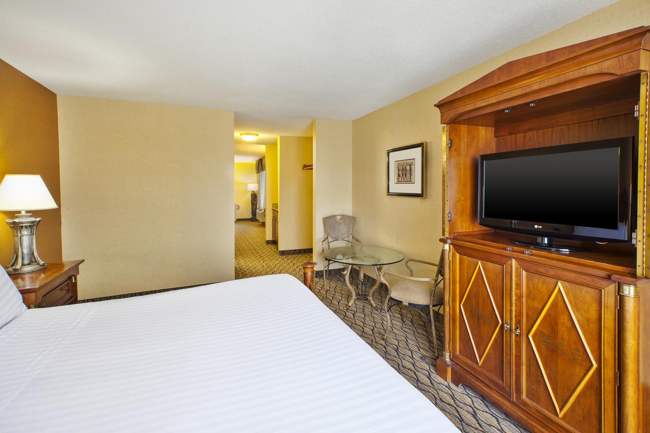 Holiday Inn Express Hotel & Suites - Belleville Area, Belleville