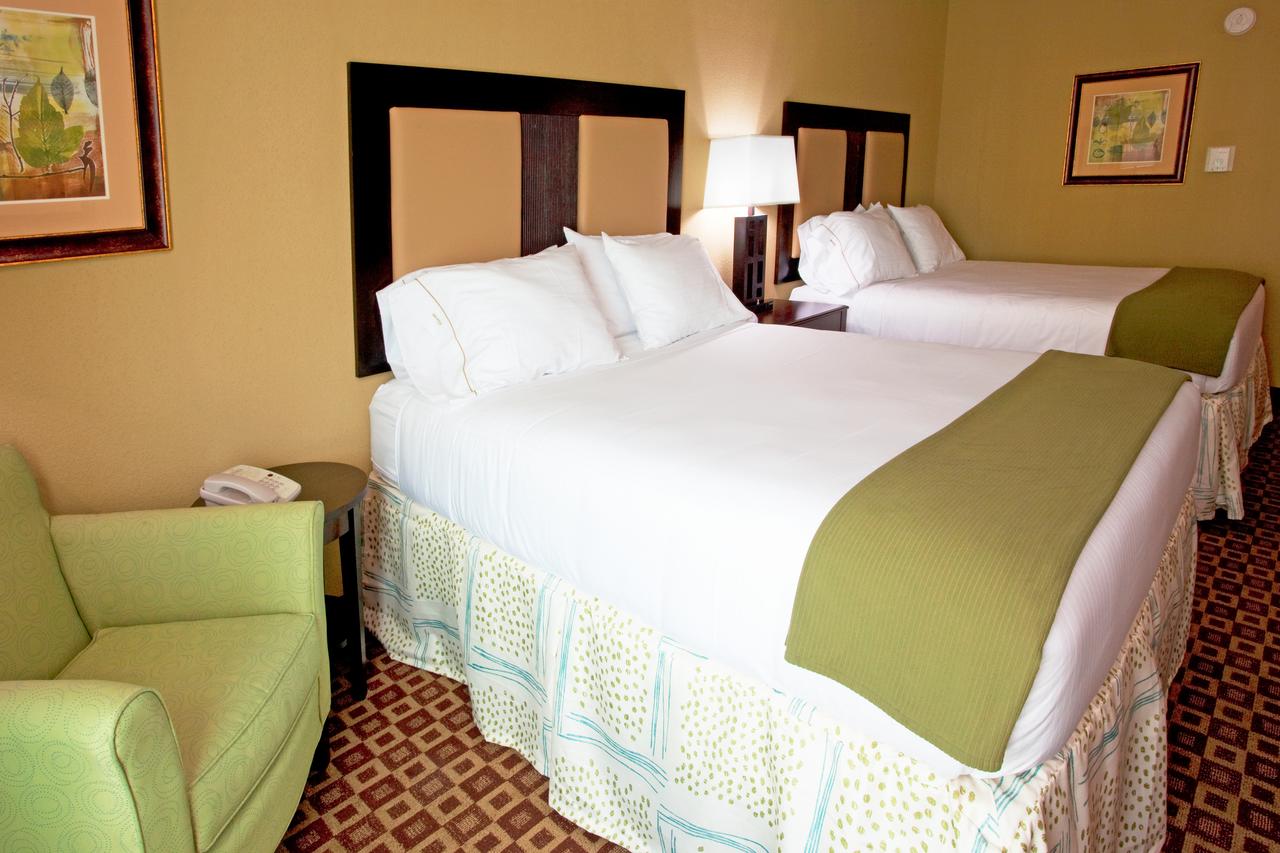 Holiday Inn Express Hotel & Suites Chaffee - Jacksonville West, Jacksonville