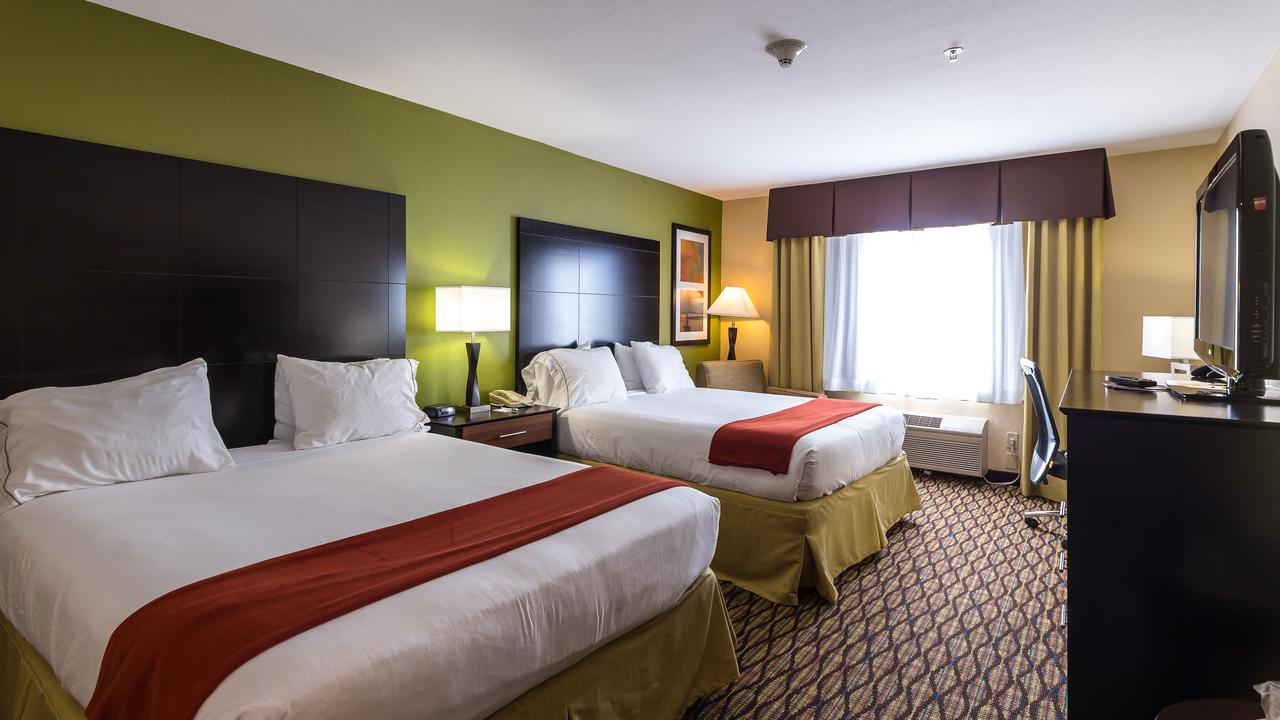 Holiday Inn Express Hotel & Suites Edmond, Edmond