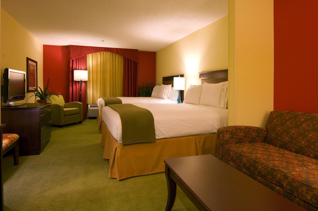 Holiday Inn Express Hotel & Suites Greenville-I-85 & Woodruff Road, Greenville