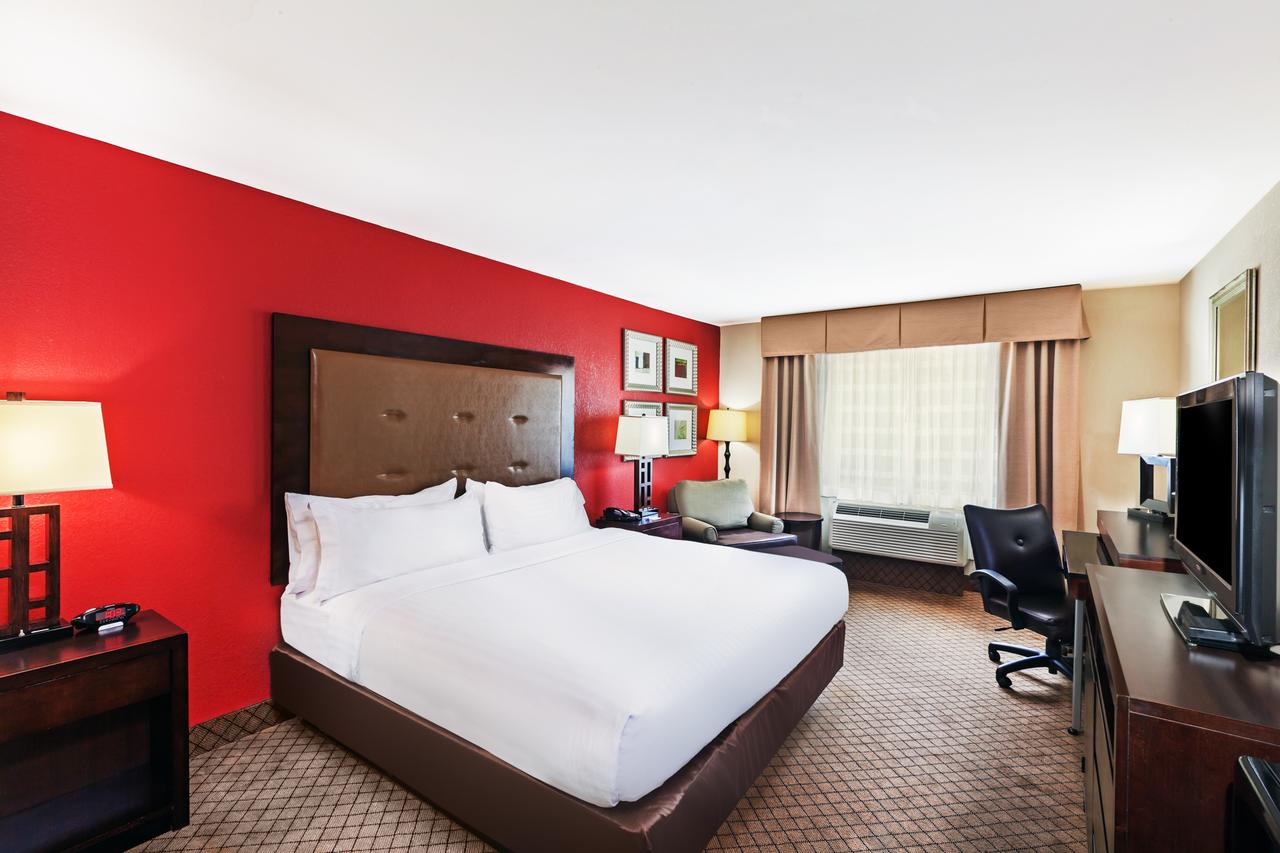 Holiday Inn Express Hotel & Suites Lafayette South, Lafayette