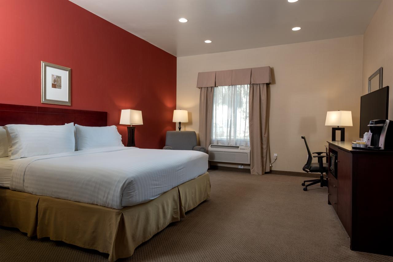 Holiday Inn Express Hotel & Suites Los Angeles Airport Hawthorne, Hawthorne
