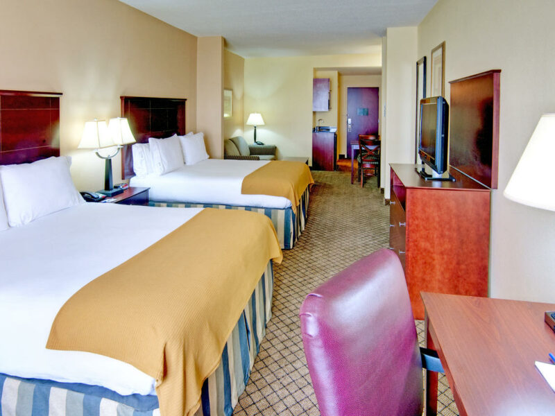 Holiday Inn Express Hotel & Suites Millington-Memphis Area, Millington