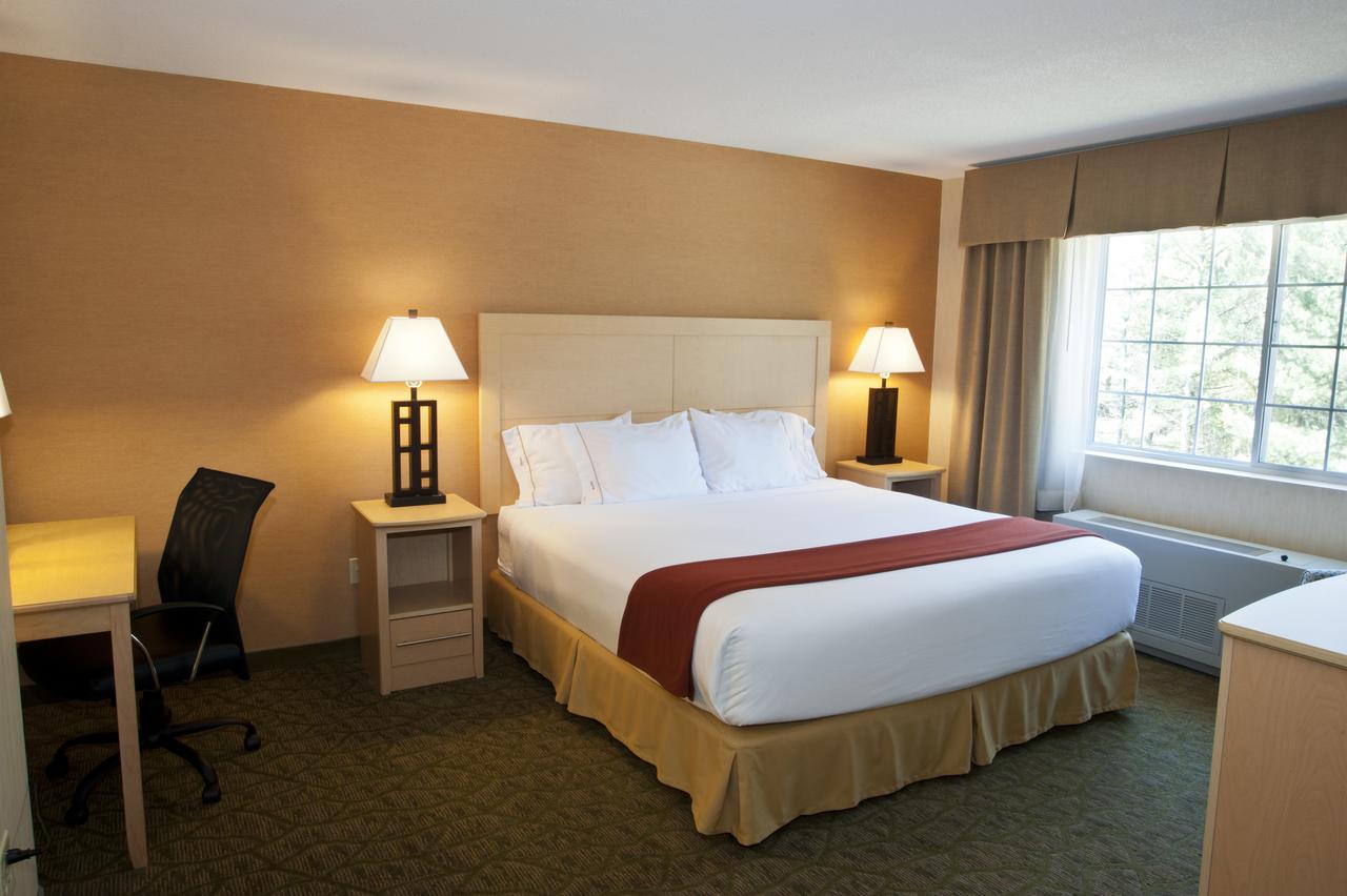 Holiday Inn Express Hotel & Suites North Conway, North Conway