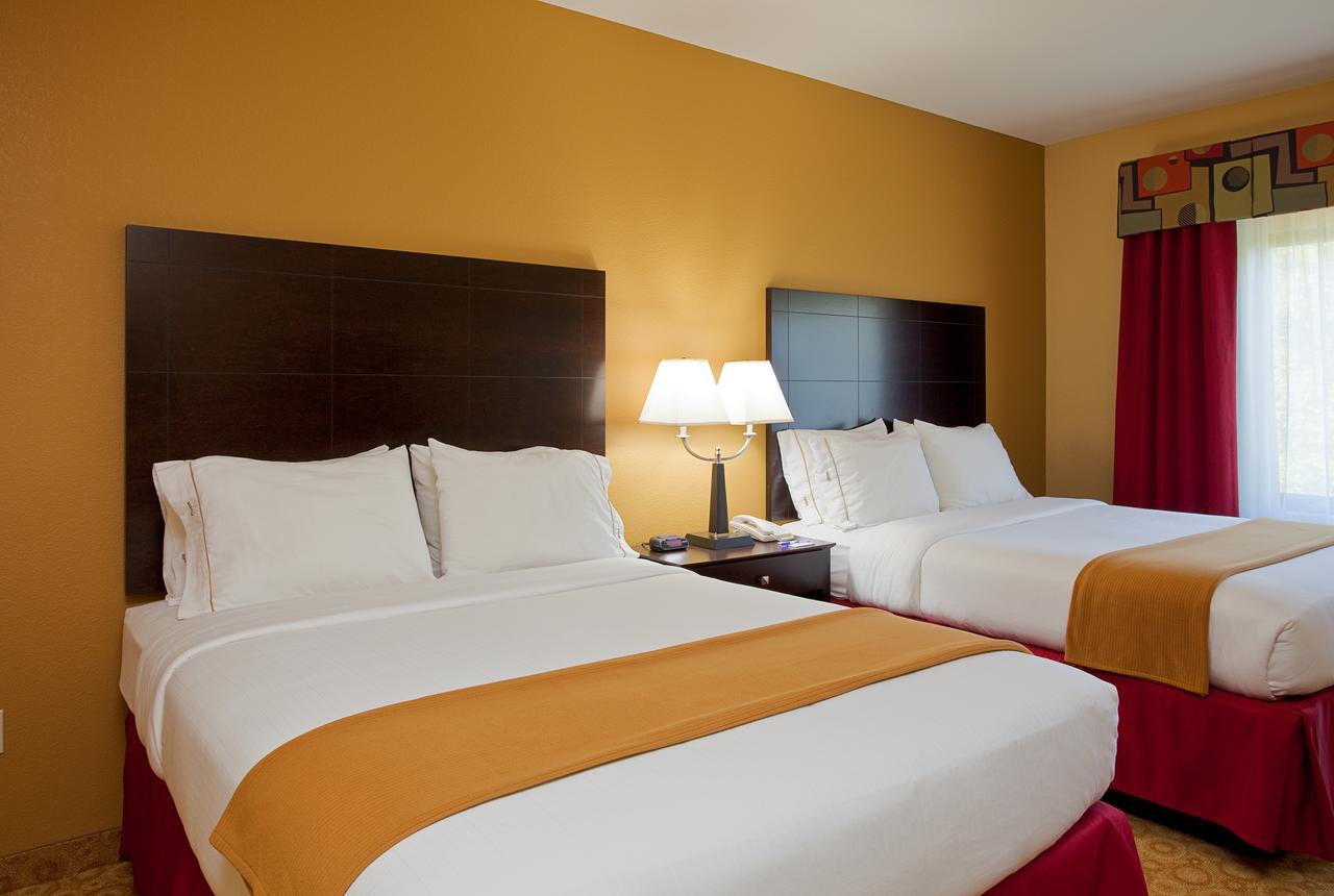 Holiday Inn Express Hotel & Suites Pensacola-West Navy Base, Pensacola
