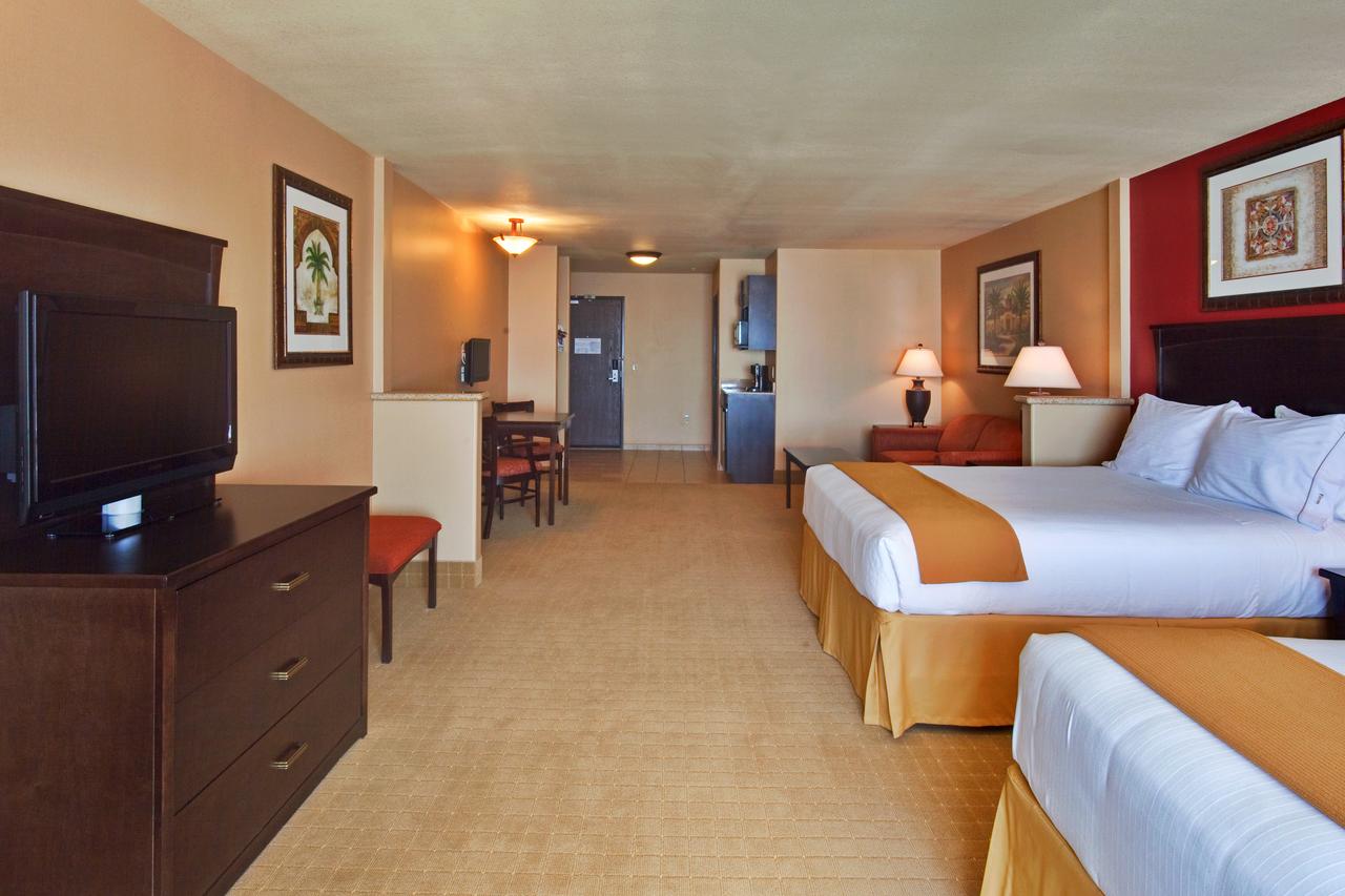 Holiday Inn Express Hotel & Suites Yuma, Yuma