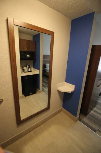 Holiday Inn Express & Suites Houston - Memorial Park Area, Houston