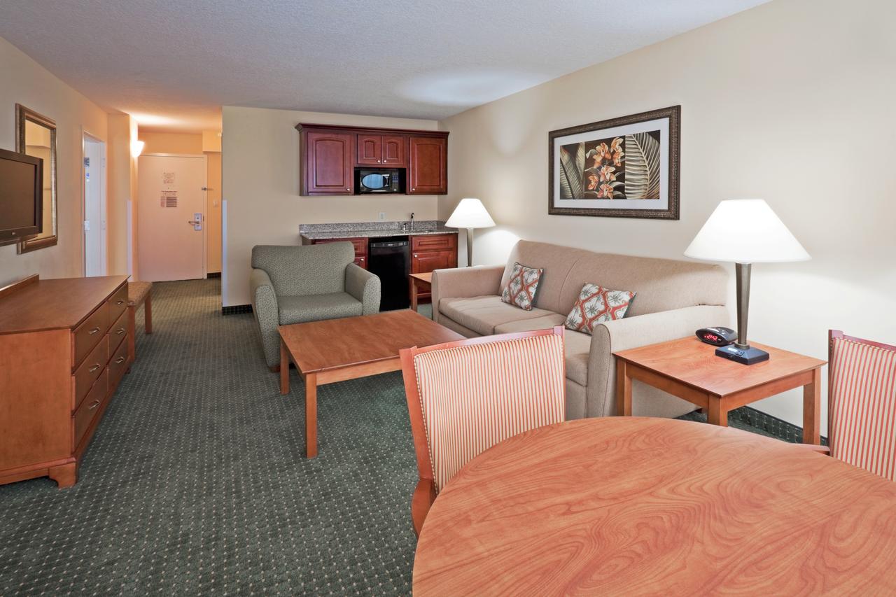 Holiday Inn Hotel & Suites Clearwater Beach, Clearwater Beach