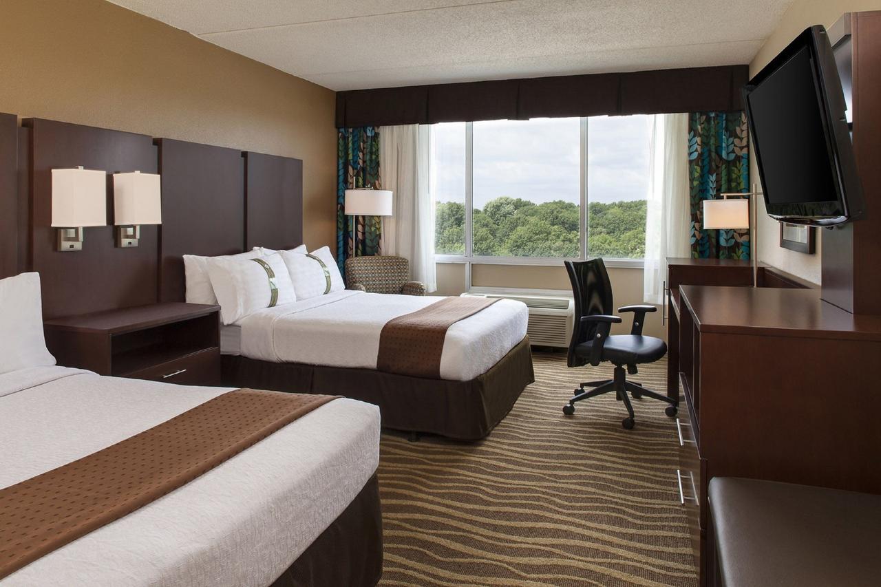 Holiday Inn Hotel & Suites Overland Park-West, Overland Park