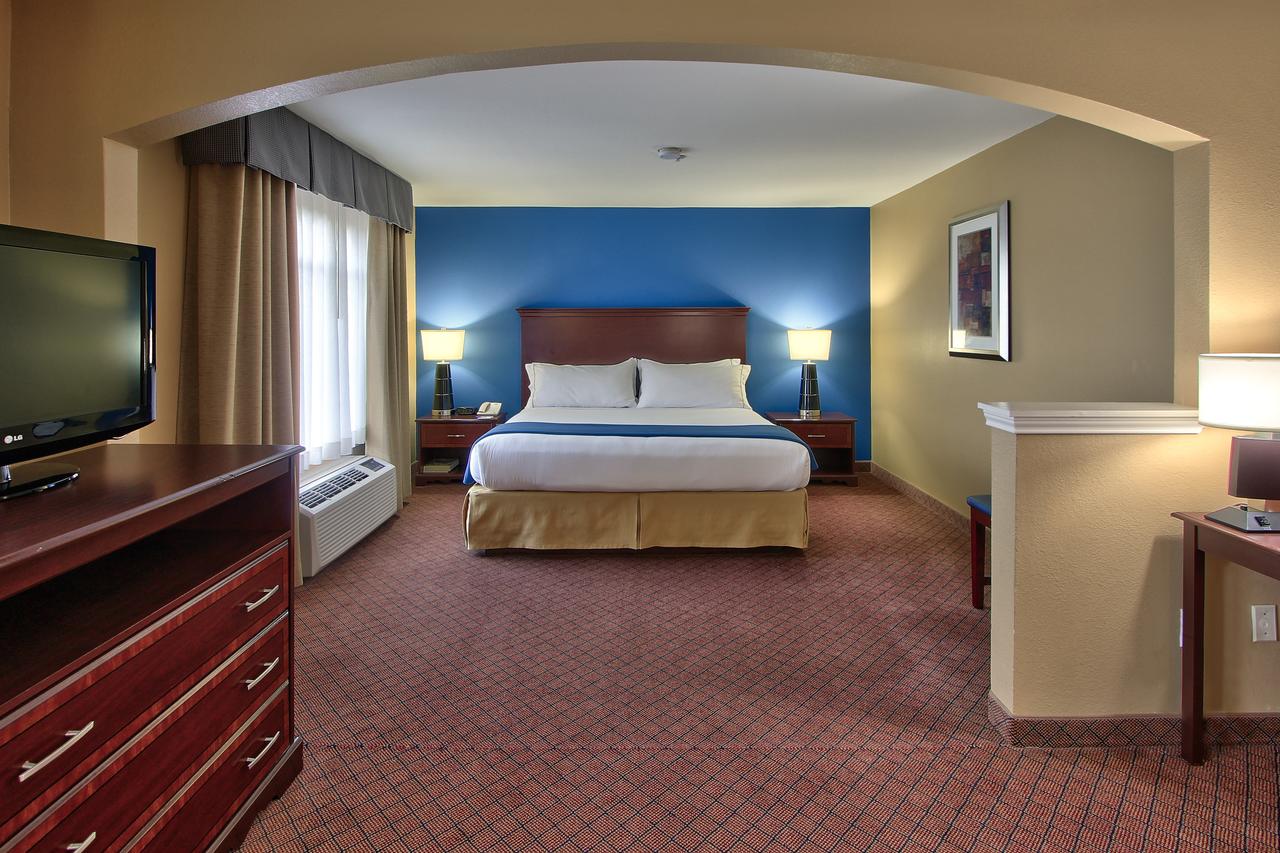 Holiday Inn Express Hotel & Suites Houston-Downtown Convention Center, Houston