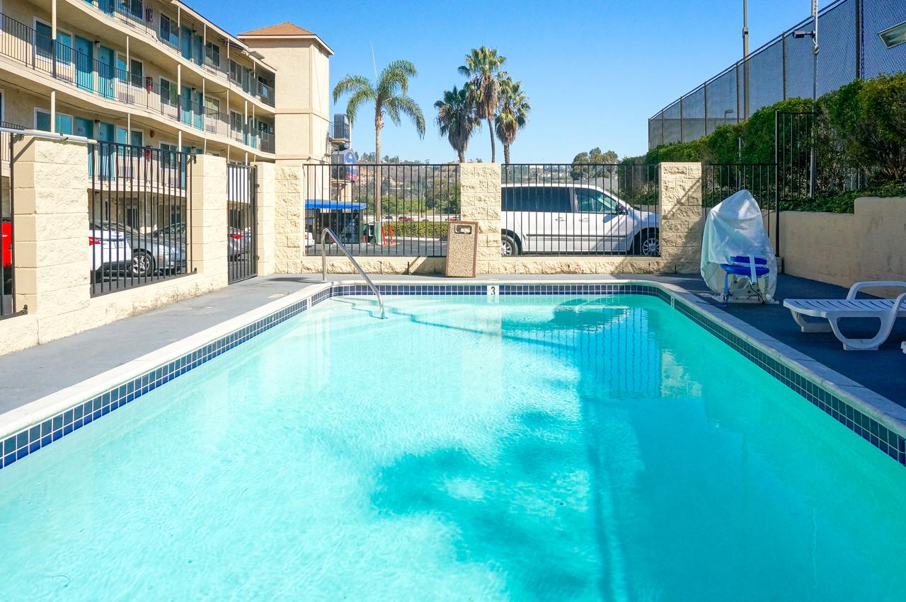 Howard Johnson by Wyndham San Diego Hotel Circle, San Diego