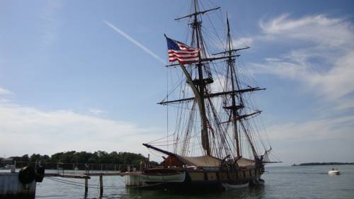 Island Club #96, Put-in-Bay