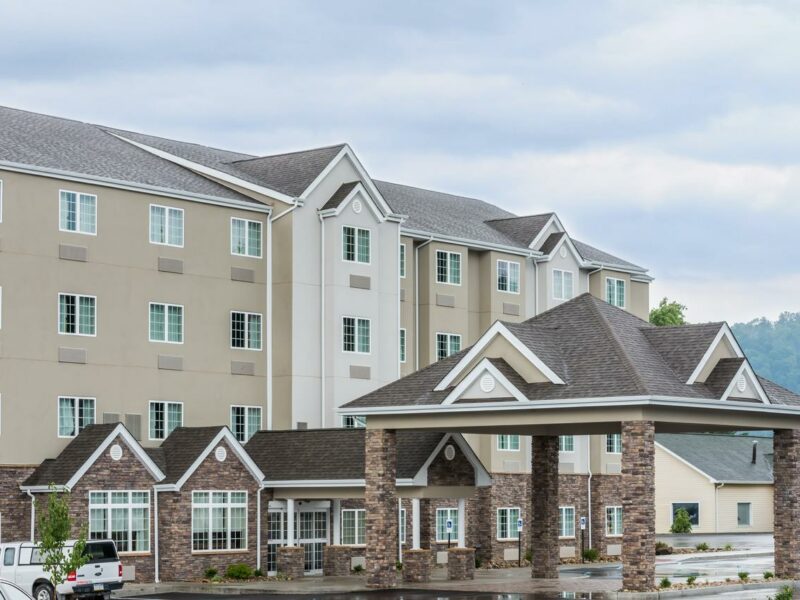 Microtel Inn & Suites by Wyndham New Martinsville, New Martinsville