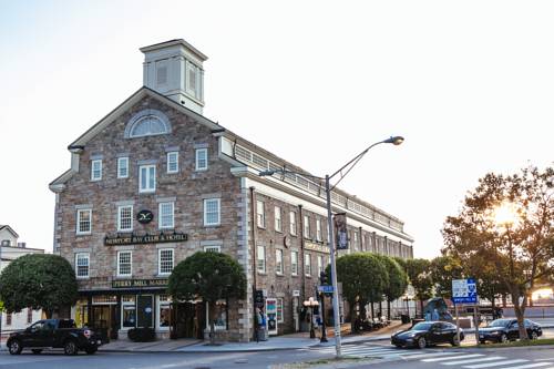 Newport Bay Club and Hotel, Newport