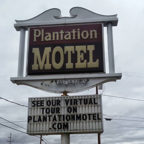 Plantation Motel, Huron