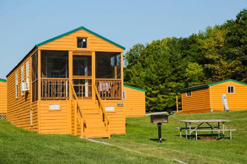 Plymouth Rock Camping Resort Deluxe Cabin 16, Elkhart Lake