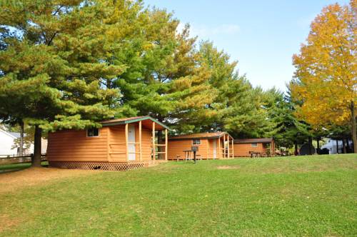 Plymouth Rock Camping Resort One-Bedroom Cabin 3, Elkhart Lake