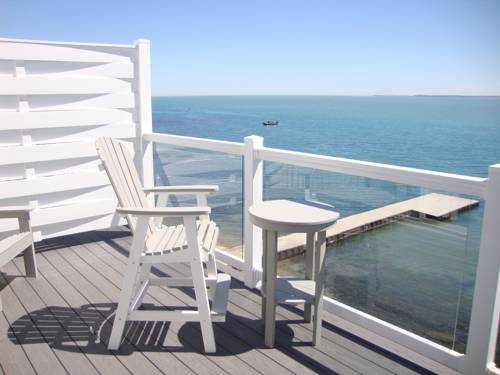 Put-in-Bay Waterfront Condo #201, Put-in-Bay