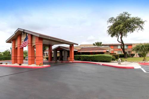 Quality Inn & Suites I-35 near AT&T Center, San Antonio