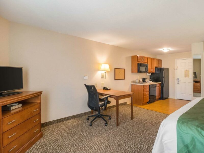 Quality Inn & Suites - Waterloo, Waterloo