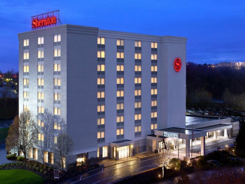 Sheraton Pittsburgh Airport Hotel, Coraopolis