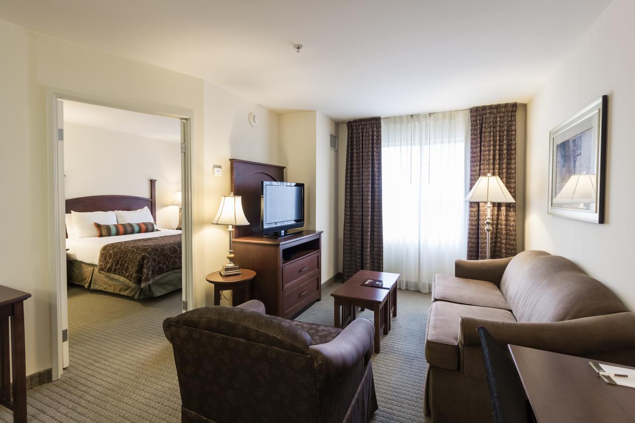 Staybridge Suites Austin Airport, Austin