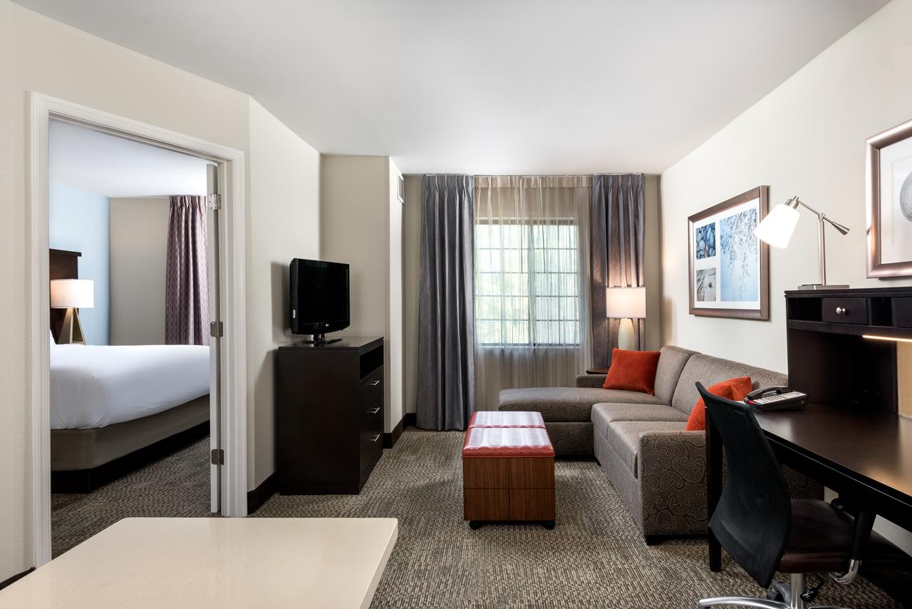 Staybridge Suites Chantilly Dulles Airport, Chantilly