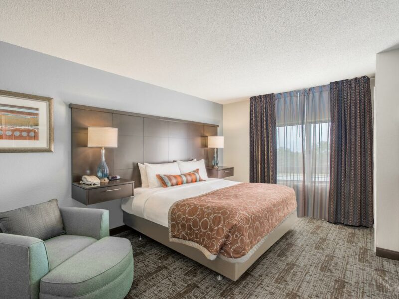 Staybridge Suites Wilmington-Newark, Newark