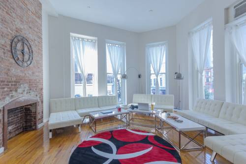 Studio Plus - Midtown Spacious Apartment, New York City