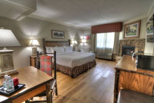 The Lodge at Five Oaks, Pigeon Forge