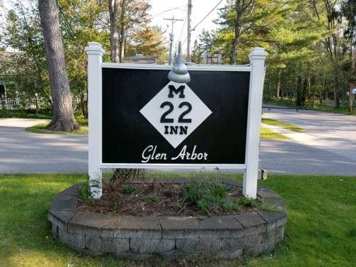 The M-22 Inn Glen Arbor, Glen Arbor