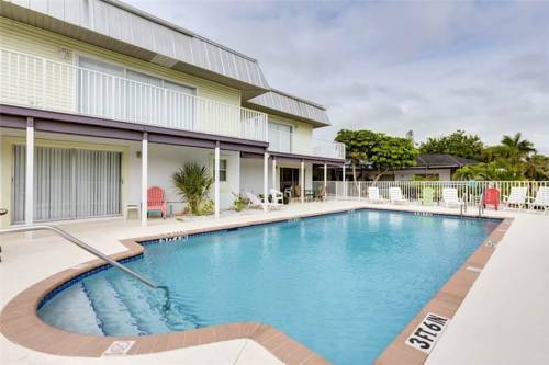 Tropical Shores Downstairs, Fort Myers Beach