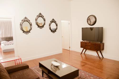 Union Square Best Location 2 Bedroom Apt, New York City