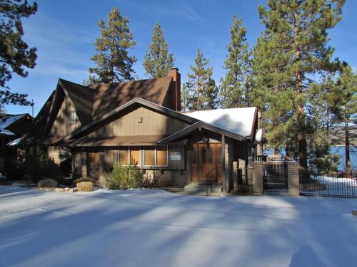 025 Family Favorite Lakefront Home, Big Bear Lake