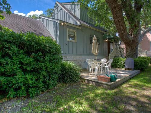 111 Mews Circle Holiday home, Saint Simons Island