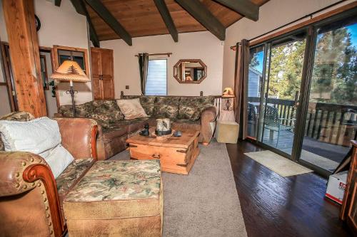 1642 - Pine Top Retreat Home, Sugarloaf