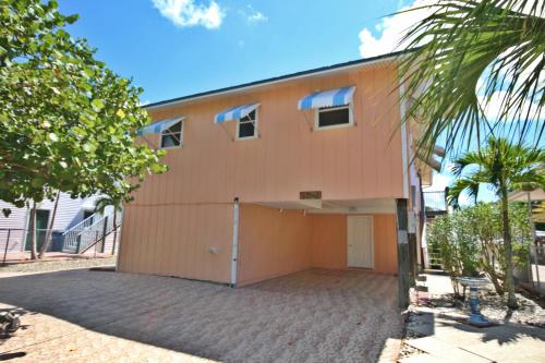 212 Primo Drive - Canal/Bay Front Home, Fort Myers Beach