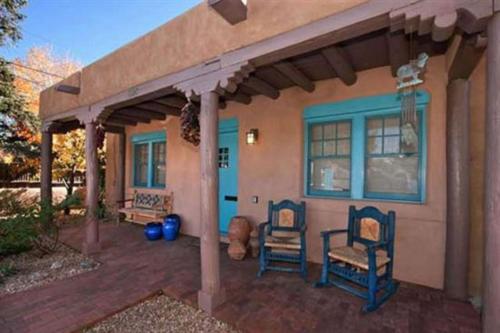 3 Bedroom - 15 Min. Walk to Railyard - Luna, Santa Fe