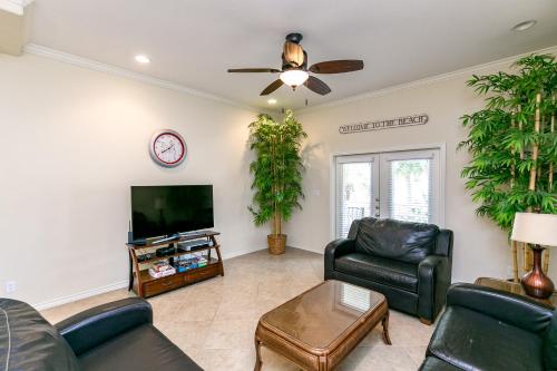 3 Buoys CPB902 Condo, Padre Island