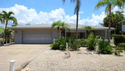 3191 Shell Mound Blvd Home, Fort Myers Beach