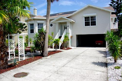 416 20th Ave Home, Clearwater Beach