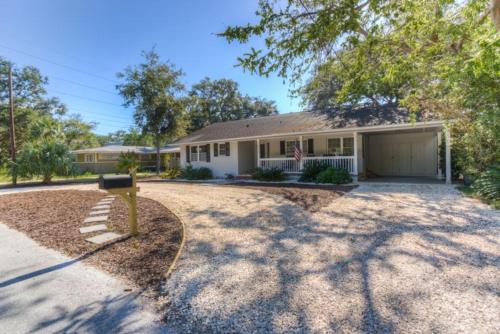 4319 12th Street Holiday home, Saint Simons Island