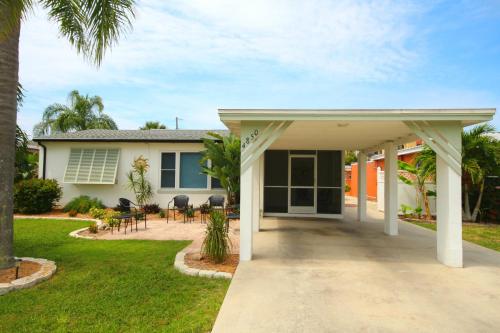 4850 Coral Road Condo, Fort Myers Beach