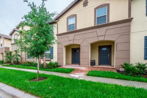 5 Bedroom 4,5 Bathroom Windsor at Westside 9035RS Townhouse, Kissimmee