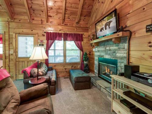 A Chance for Romance - Studio Home, Gatlinburg