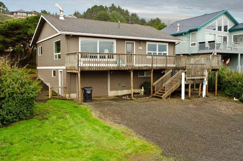 A Sea Breeze Home, Lincoln City