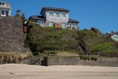 A Silk Purse Home, Lincoln City