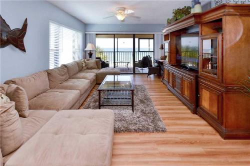 Arie Dam - Two Bedroom Condo - 201, St. Pete Beach